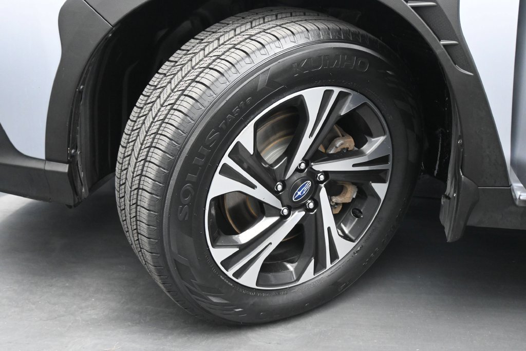 Used 2024 Subaru Crosstrek 2.0i Premium AWD/4WD image 17