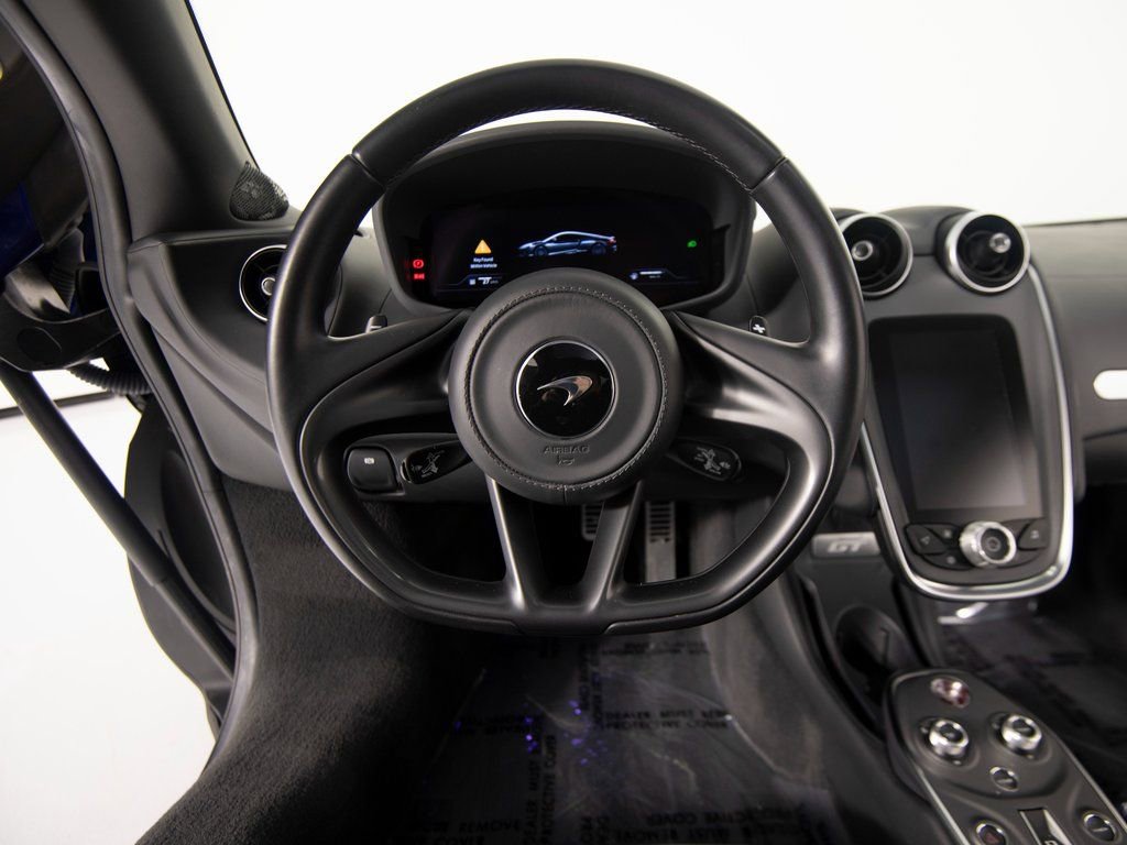 Used 2020 McLaren GT image 11
