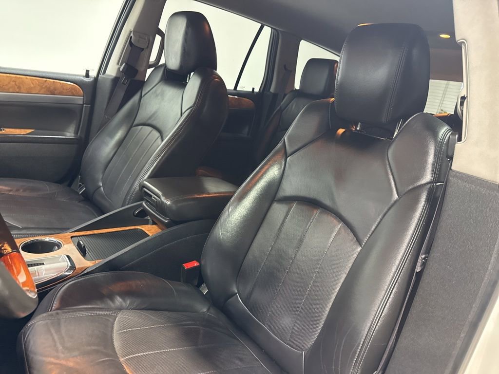 Used 2012 Buick Enclave Leather FWD image 25