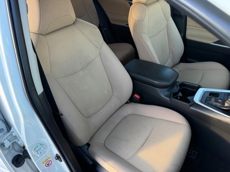 Used 2019 Toyota RAV4 LE w/ All Weather Liner Package image 11