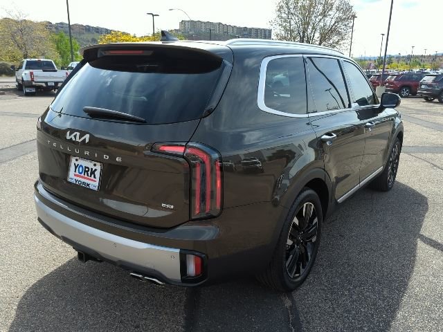 Used 2024 Kia Telluride SX Prestige w/ Towing Package AWD/4WD image 4