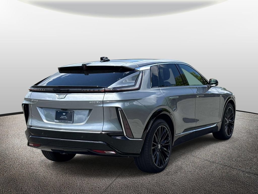 Certified 2024 Cadillac Lyriq Luxury w/ LPO, Floor Liner Package AWD/4WD video 2