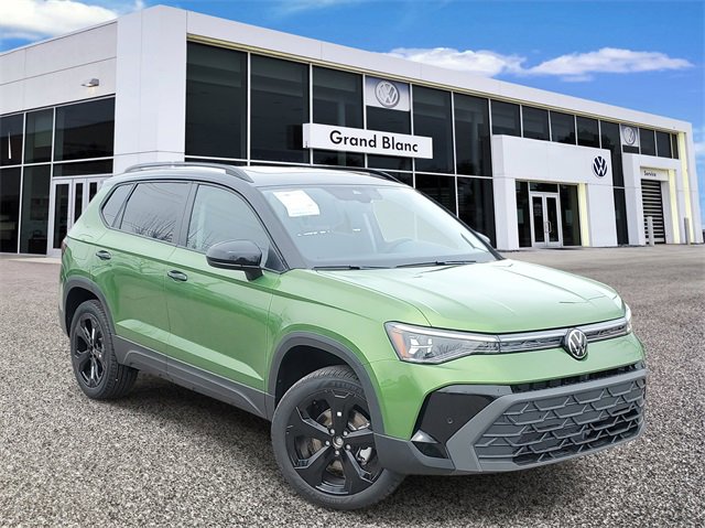 New 2025 Volkswagen Taos SE