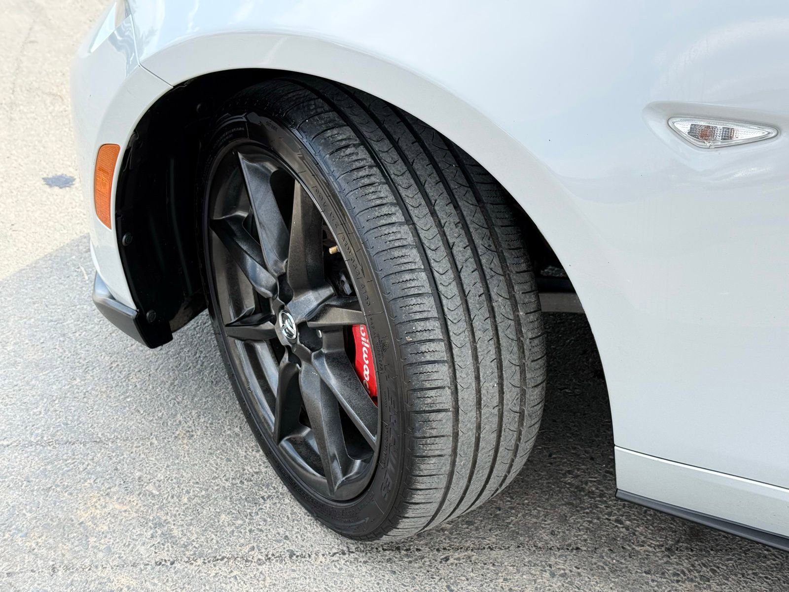 Used 2017 MAZDA MX-5 Miata RF Club image 3