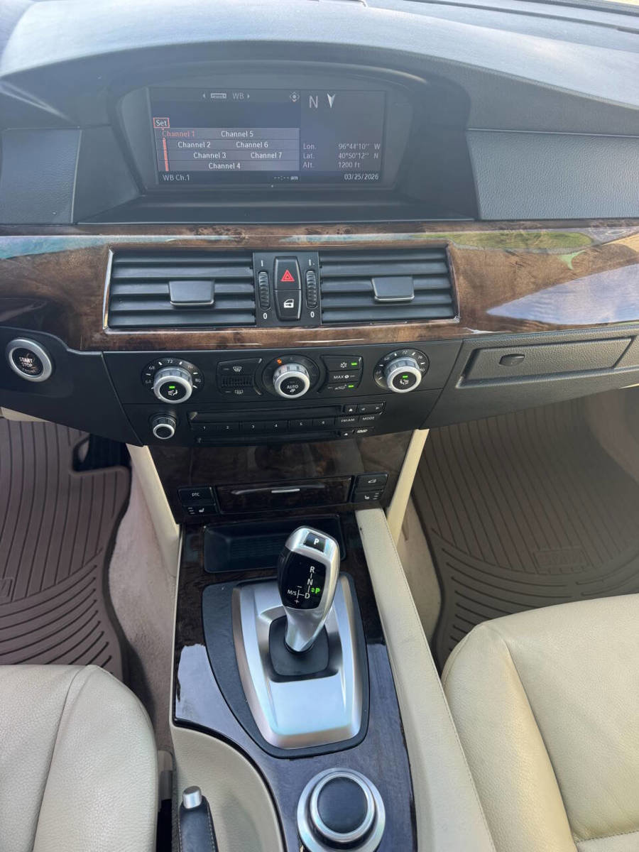 Used 2008 BMW 528xi Sedan image 13