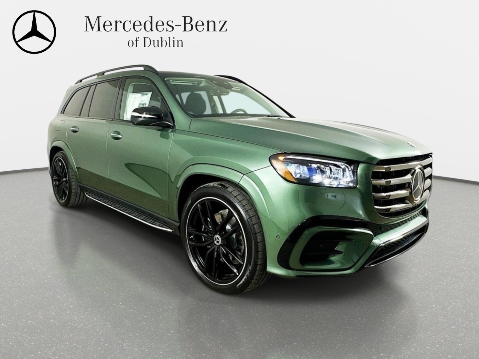 Used 2026 Mercedes-Benz GLS 450 4MATIC image 3