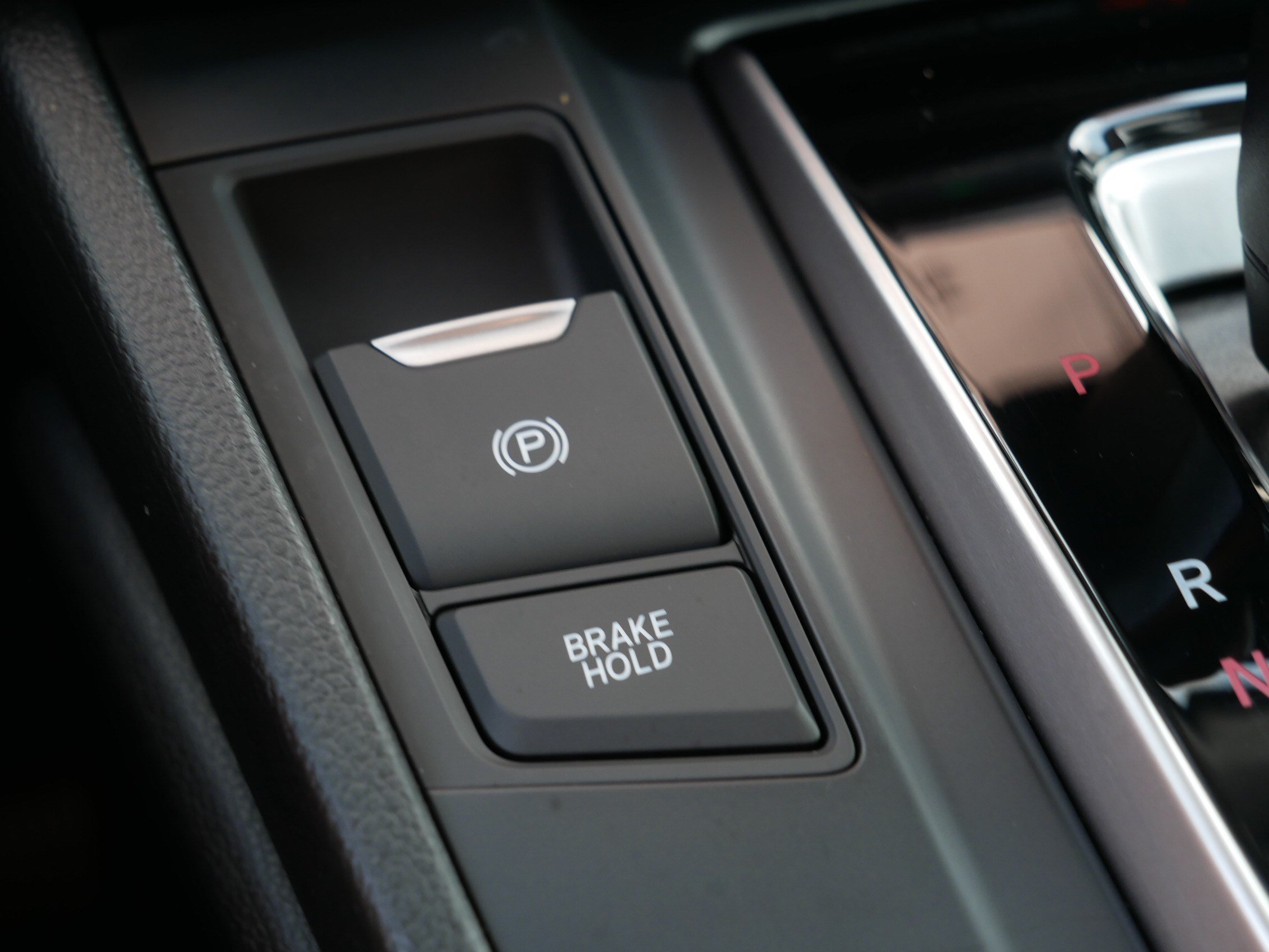 Used 2018 Honda CR-V EX-L image 32