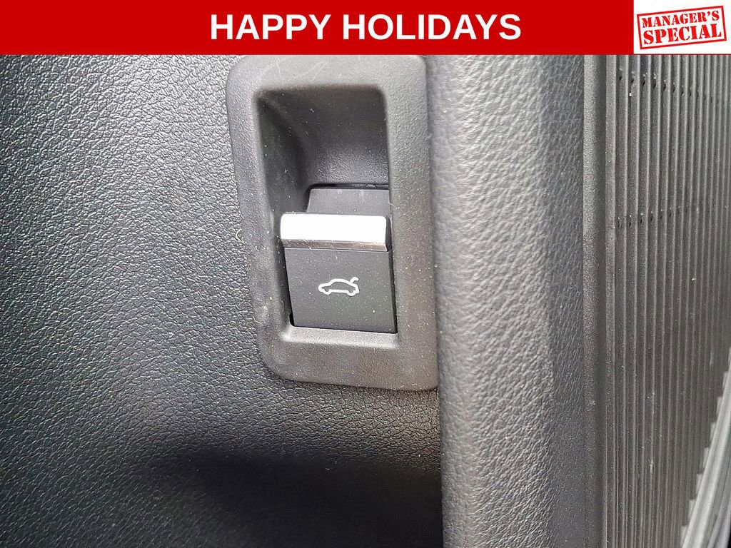 Used 2022 Audi A4 2.0T Premium Plus w/ Premium Plus Package image 25