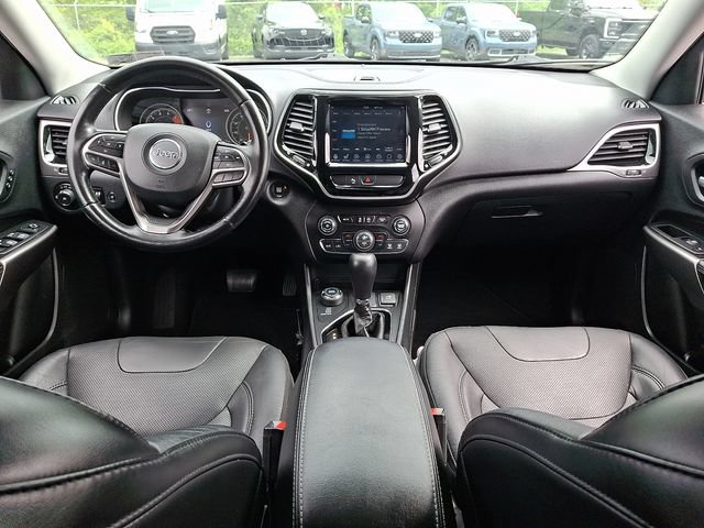 Used 2019 Jeep Cherokee Limited AWD/4WD image 18