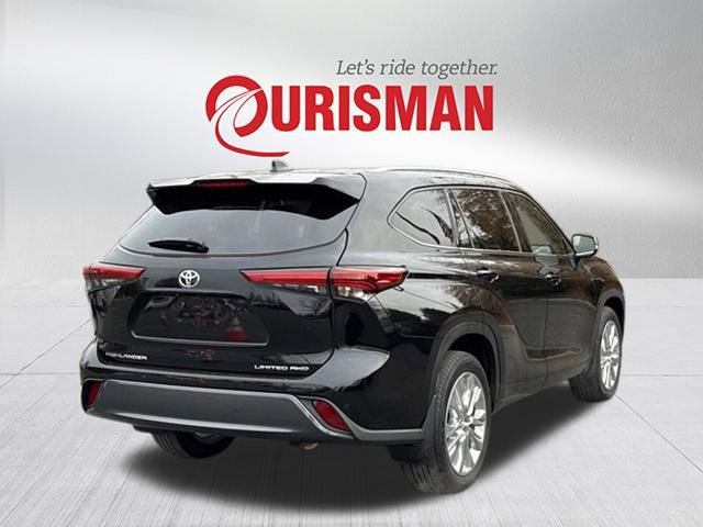 Used 2023 Toyota Highlander Limited video 2
