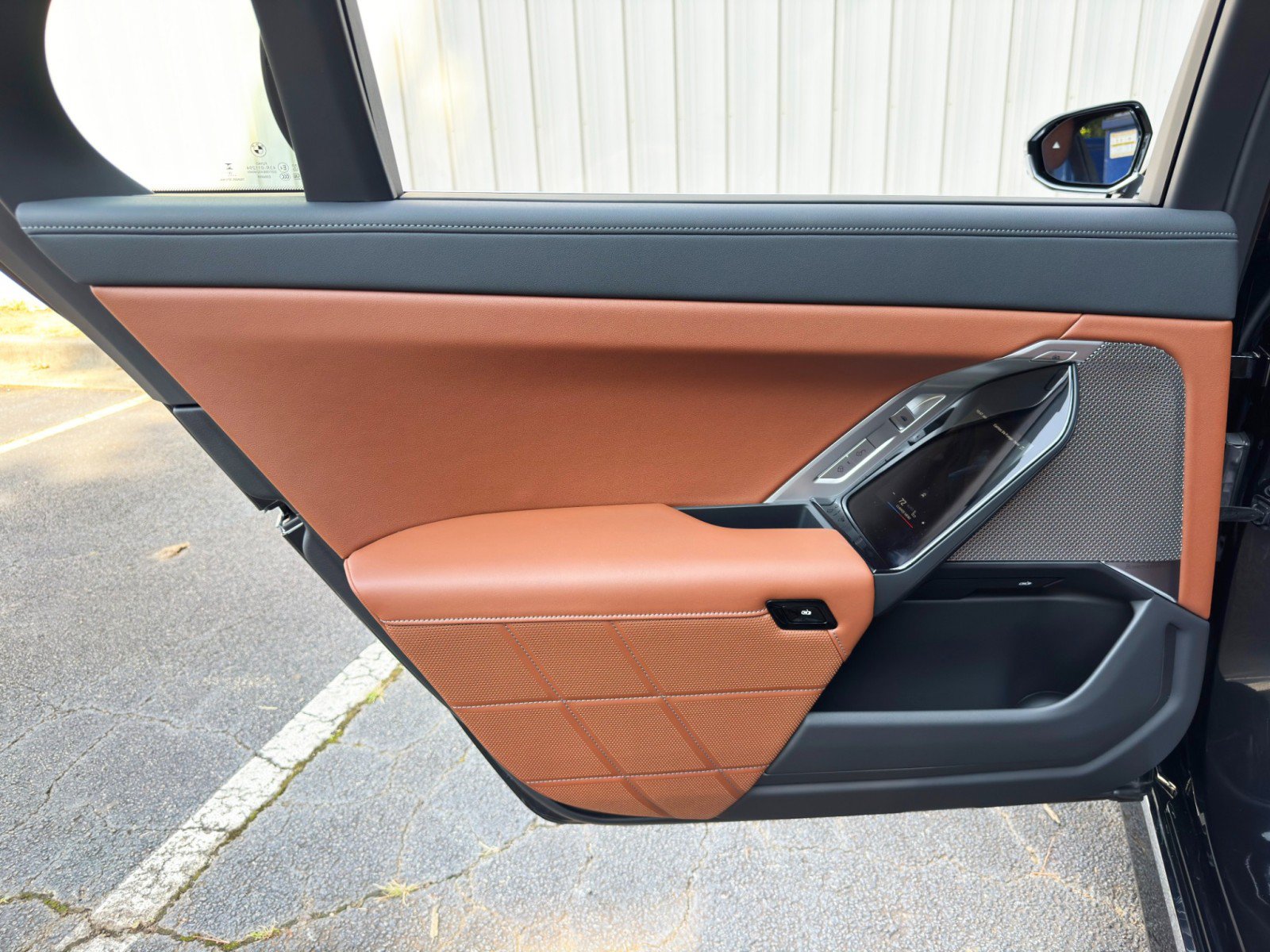 Used 2025 BMW i7 xDrive60 w/ Executive Package AWD/4WD image 56