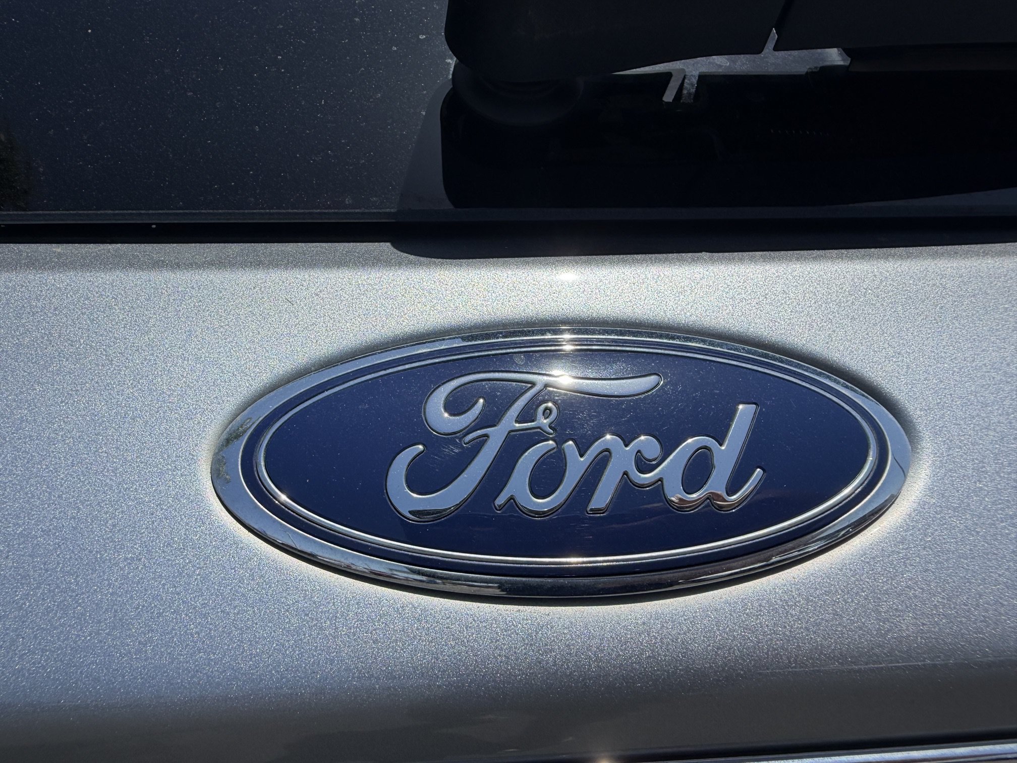 Used 2023 Ford Explorer XLT RWD image 41