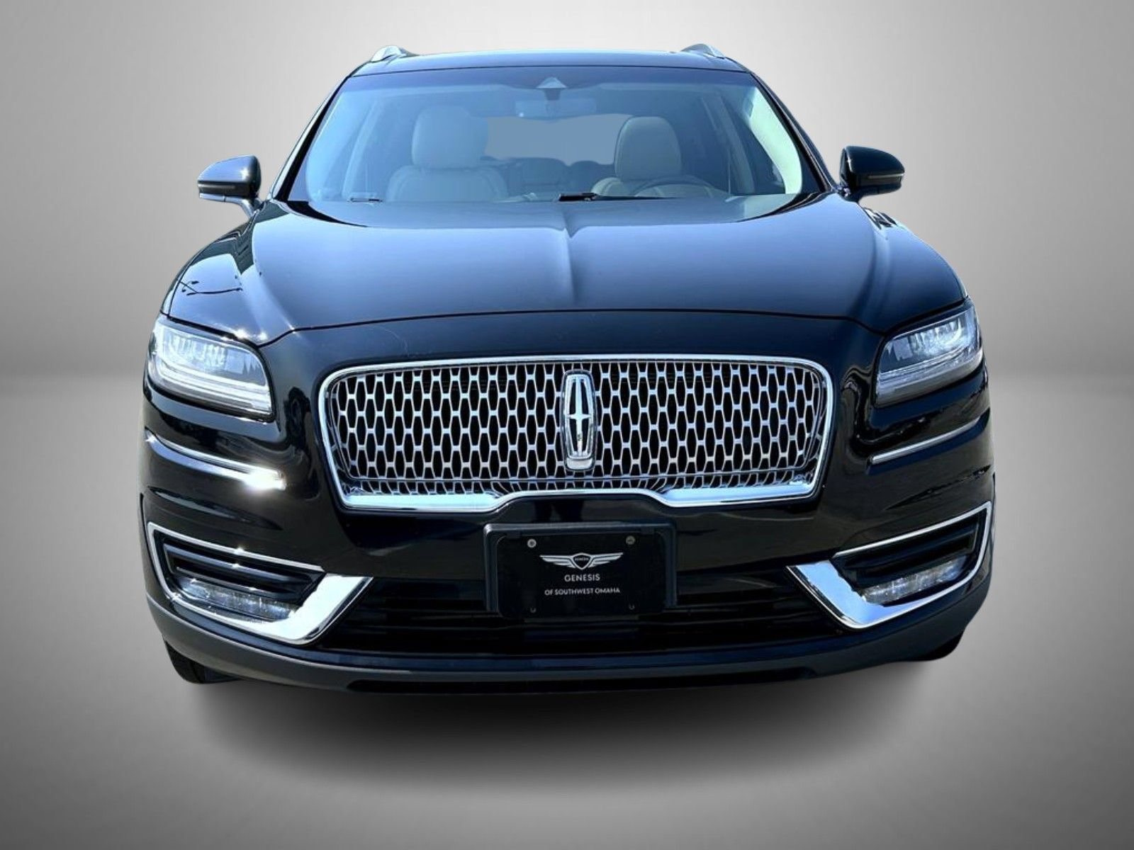 Used 2019 Lincoln Nautilus Reserve AWD/4WD image 2