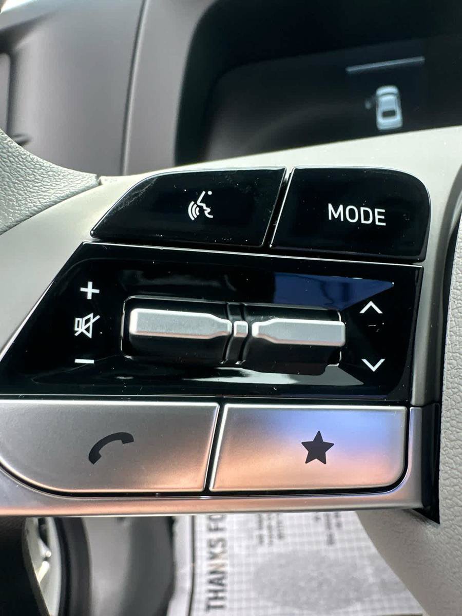 New 2026 Hyundai Elantra SE FWD image 11