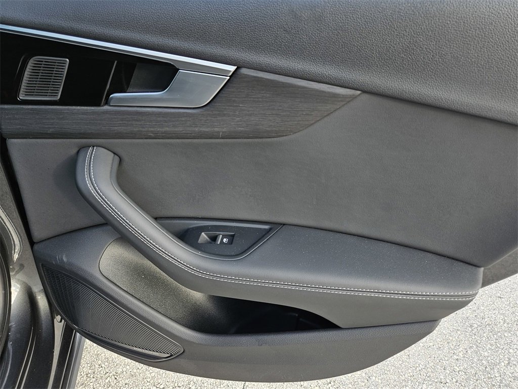 Used 2024 Audi A4 2.0T Premium Plus image 30