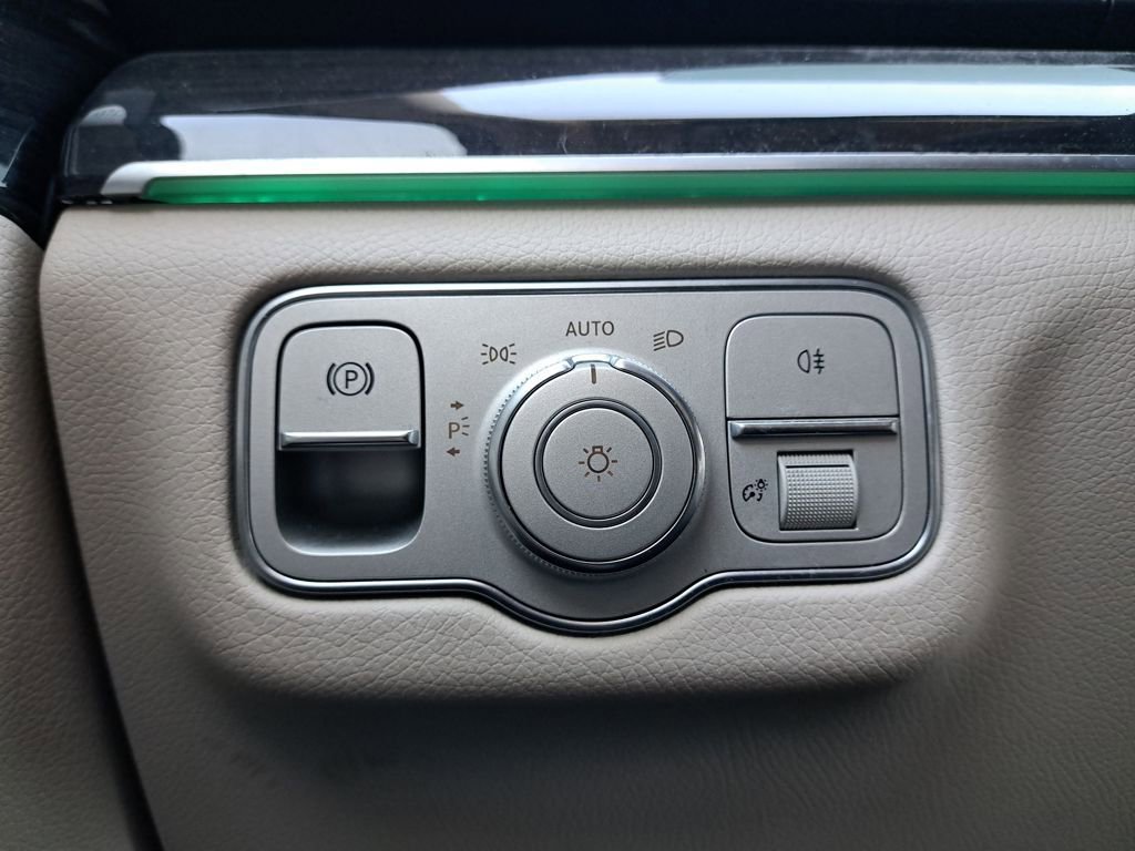 Used 2023 Mercedes-Benz GLE 350 4MATIC image 25