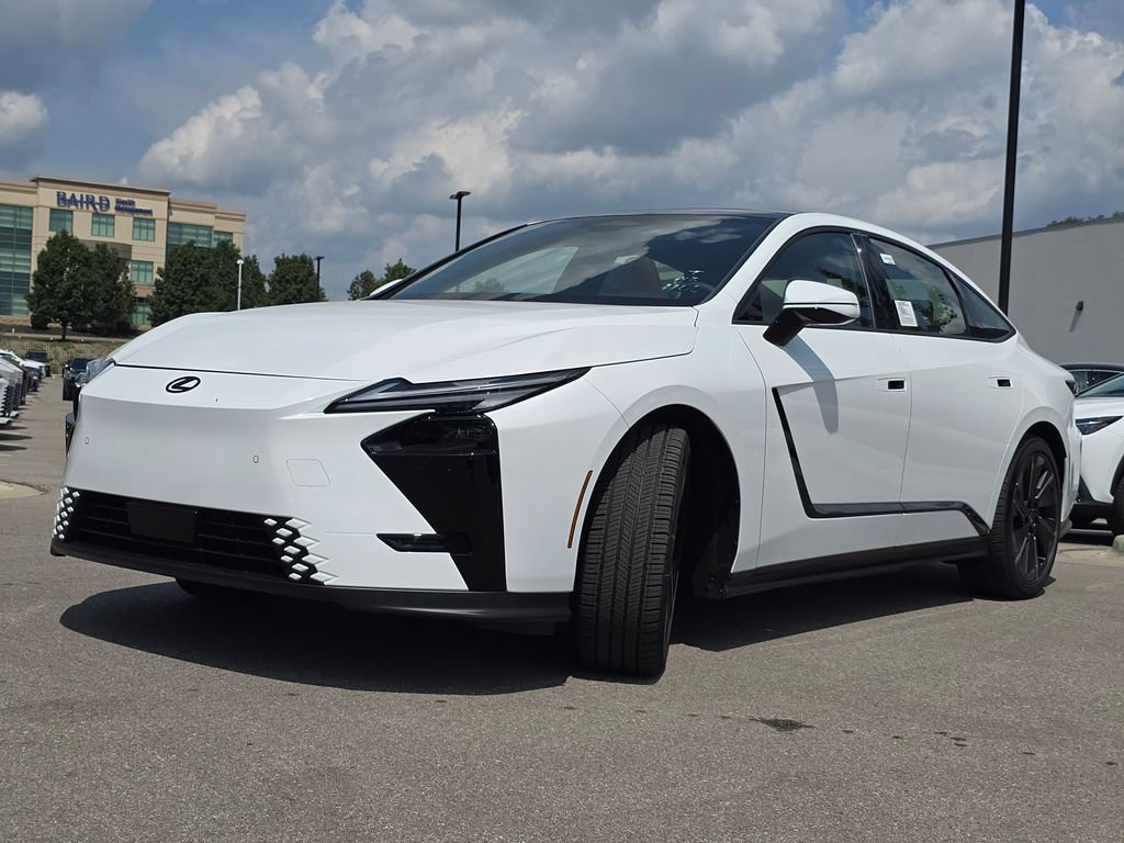 New 2026 Lexus ES 500e AWD/4WD image 17