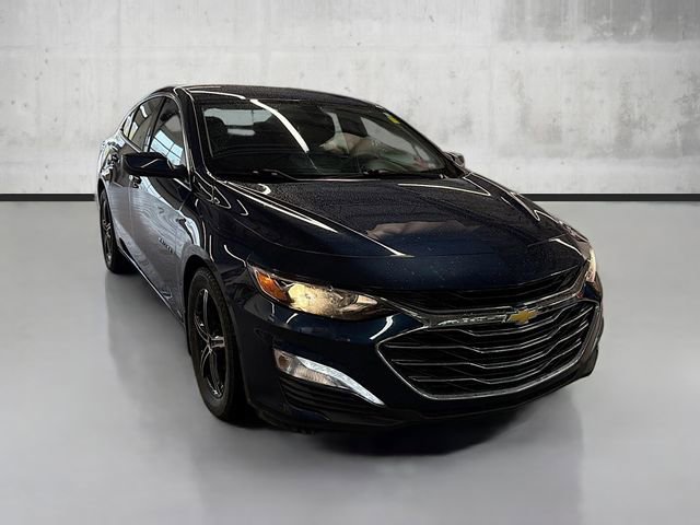 Certified 2022 Chevrolet Malibu LT image 3