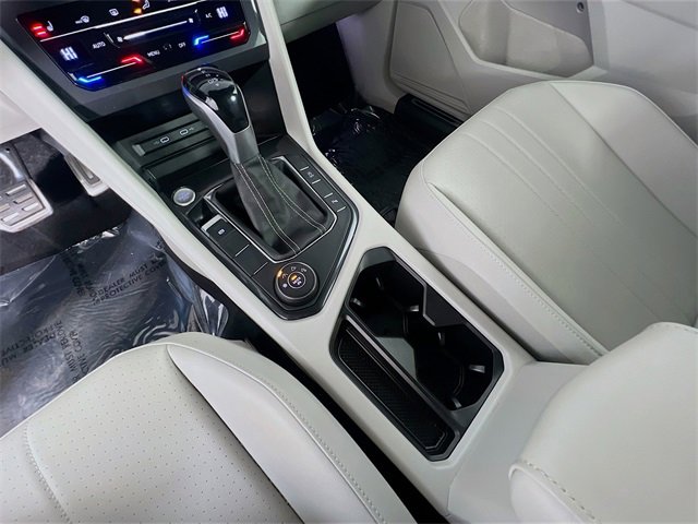 Used 2023 Volkswagen Tiguan SE R-Line image 24