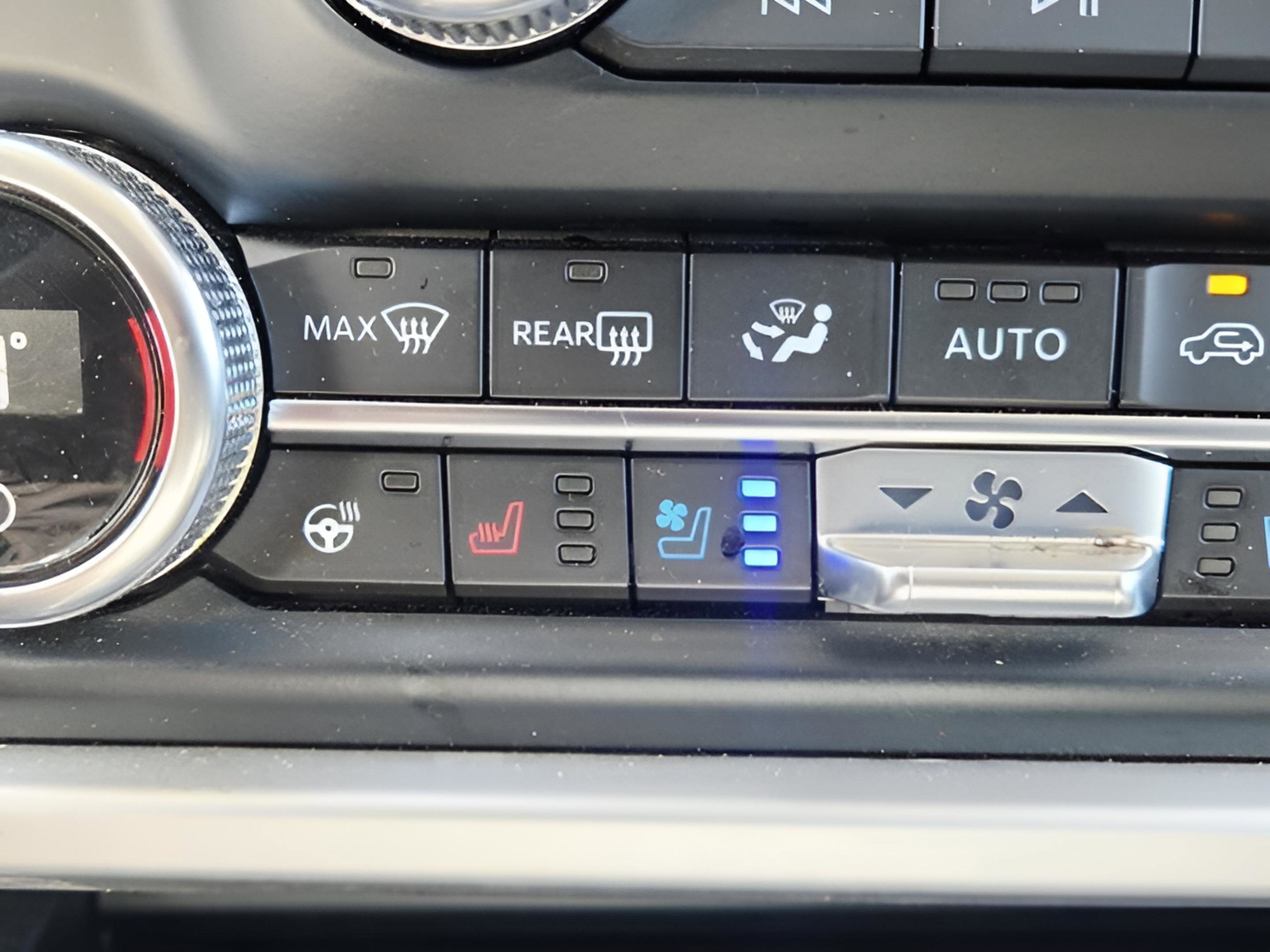 Used 2024 Ford Expedition XLT RWD image 20