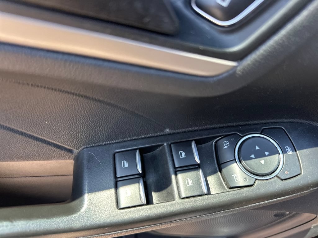 Used 2022 Ford Escape SE w/ Convenience Package FWD image 42