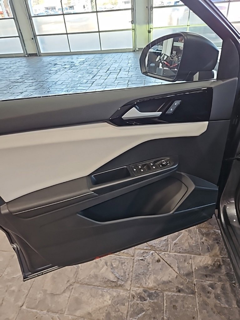 New 2026 Volkswagen Taos S image 25