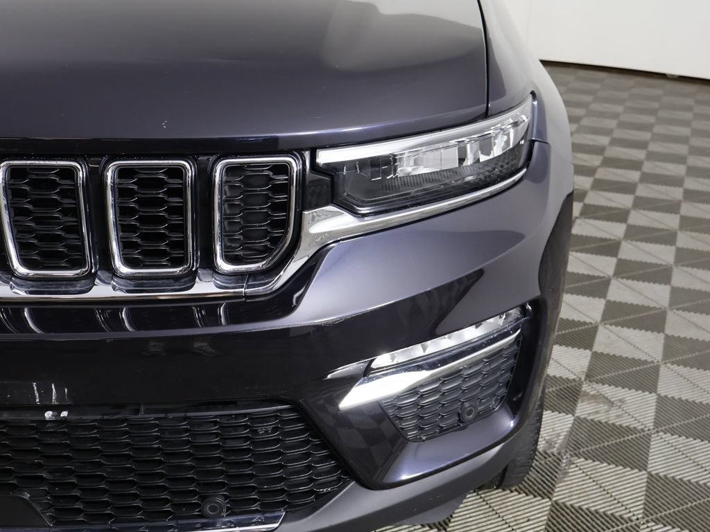 Used 2022 Jeep Grand Cherokee Limited 4xe w/ Luxury Tech Group II AWD/4WD image 19