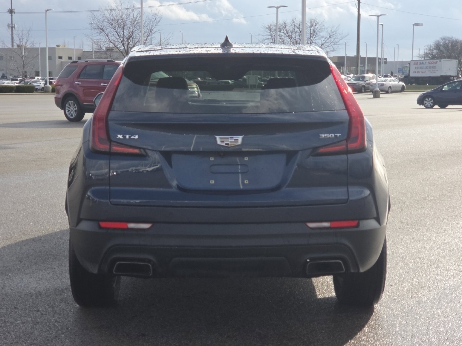 Used 2022 Cadillac XT4 Luxury w/ Cold Weather Package image 15