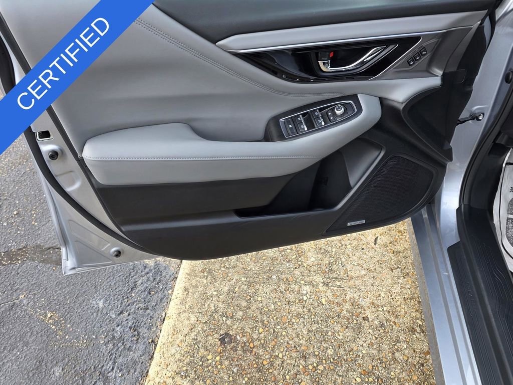 Used 2025 Subaru Legacy Limited image 31