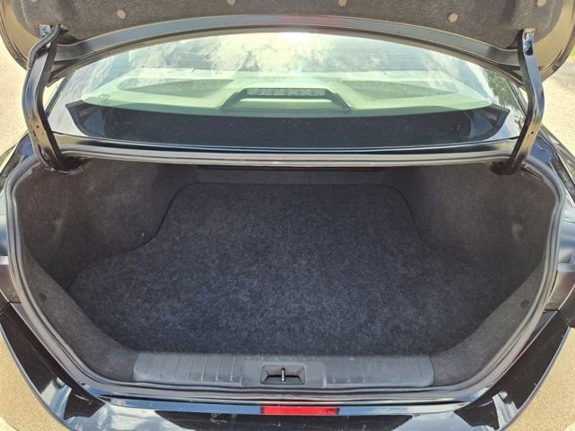 Used 2025 Nissan Sentra SV image 7