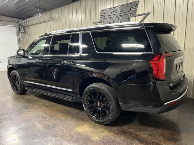 Used 2023 GMC Yukon XL SLT image 5
