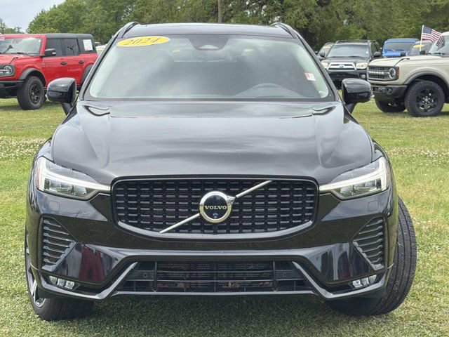 Used 2024 Volvo XC60 B5 Ultimate w/ Protection Package Premier image 5