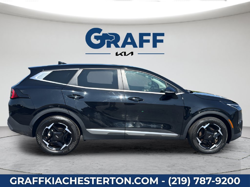 Used 2026 Kia Sportage EX FWD image 9