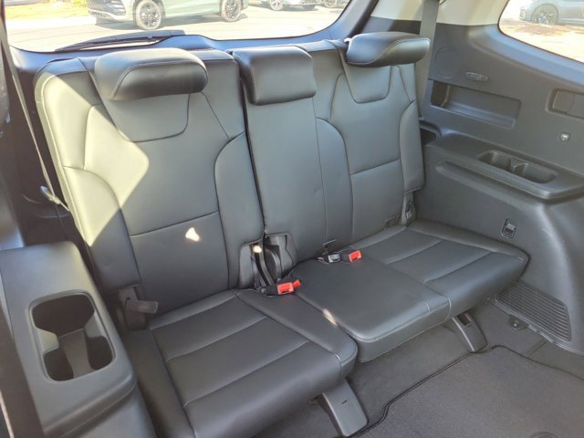 Used 2022 Kia Telluride EX w/ EX Premium Package image 11