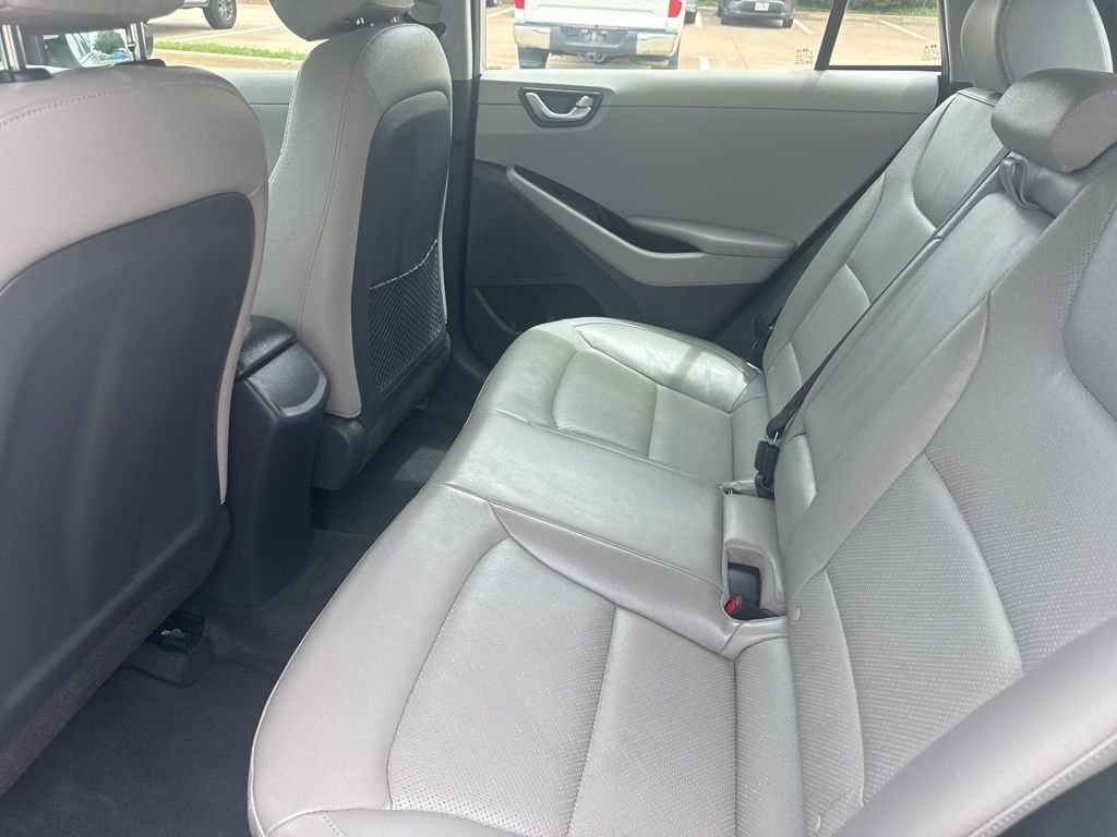Used 2019 Hyundai Ioniq Limited FWD image 11