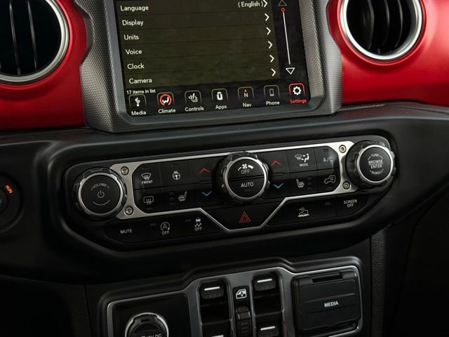 Used 2023 Jeep Gladiator Rubicon w/ Dual Top Group AWD/4WD image 27