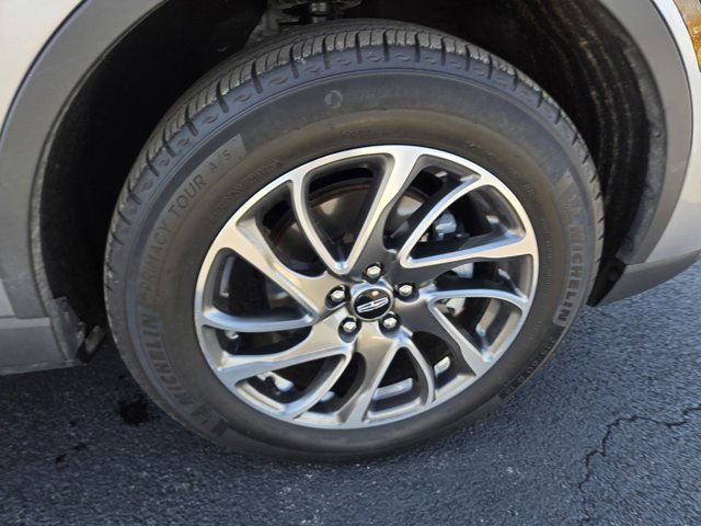 Used 2022 Lincoln Corsair AWD w/ Equipment Group 101A image 42