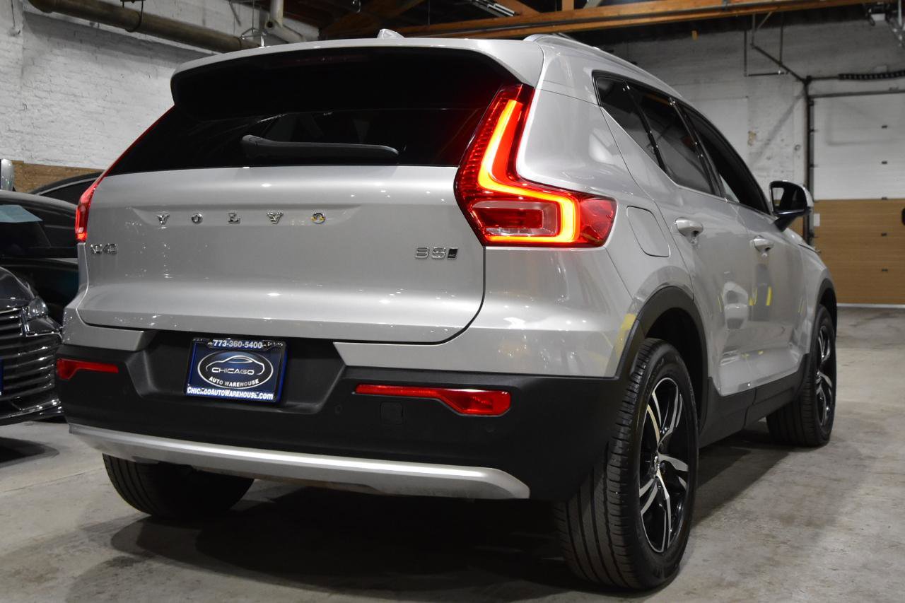 Used 2025 Volvo XC40 B5 Core image 7