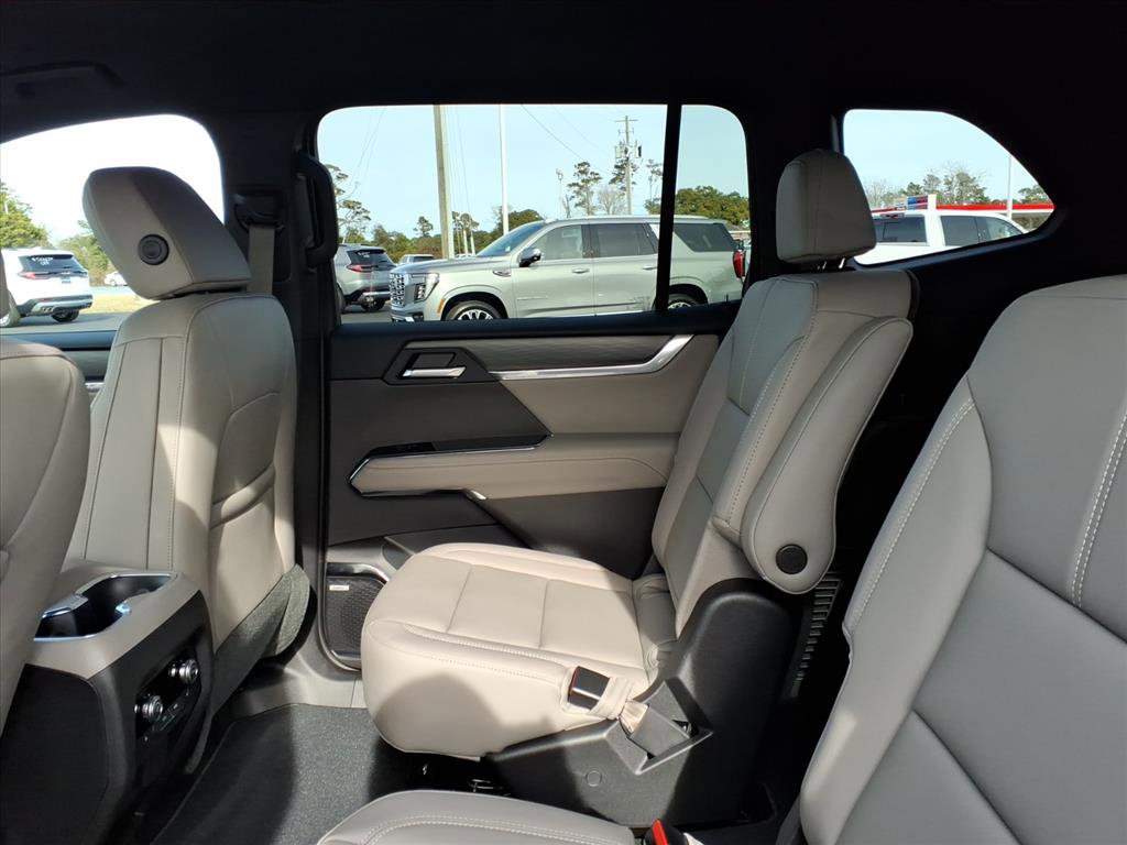 New 2026 GMC Acadia Elevation image 7