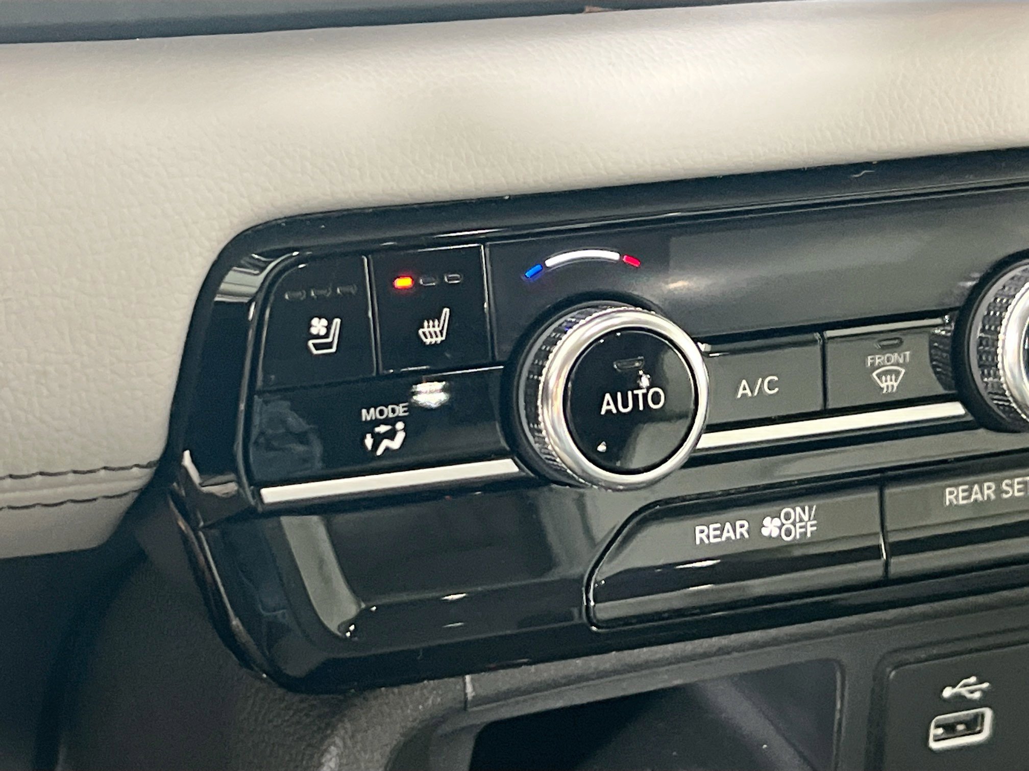 Used 2024 Honda Pilot Elite image 20