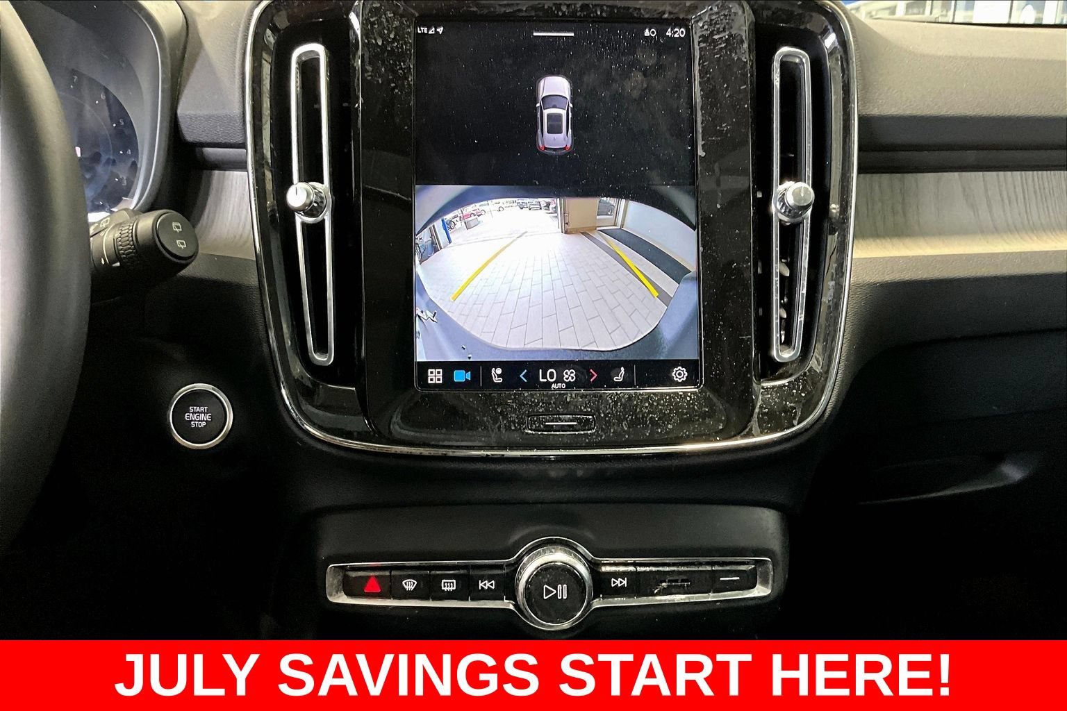Used 2023 Volvo XC40 B5 Ultimate AWD/4WD image 16