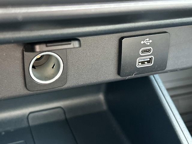 Used 2025 Ford Maverick XLT image 34