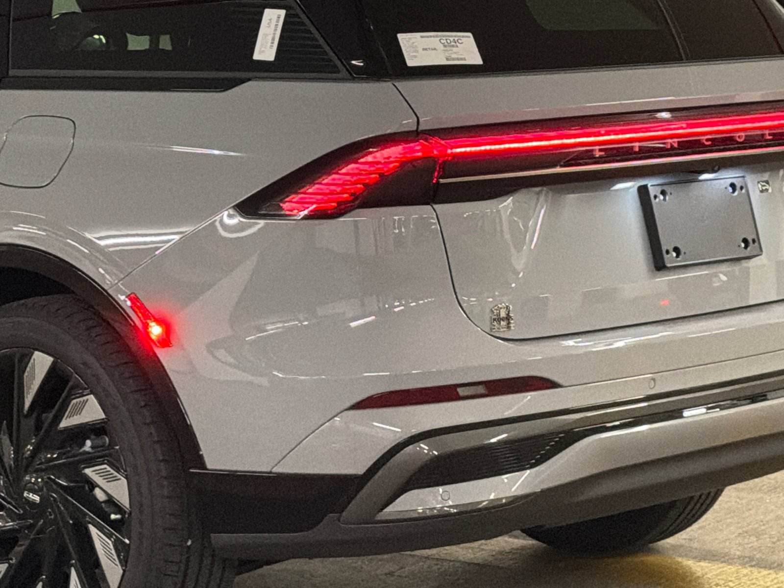 New 2026 Lincoln Nautilus Reserve w/ Jet Appearance Package AWD/4WD image 7