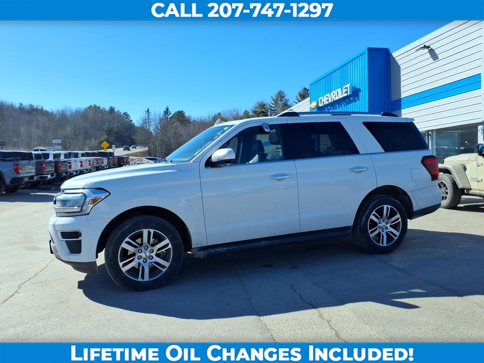 Used 2024 Ford Expedition Limited image 7