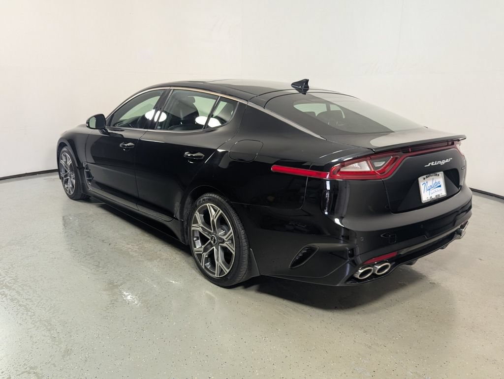 Used 2021 Kia Stinger GT-Line w/ Sun & Sound Package RWD image 5