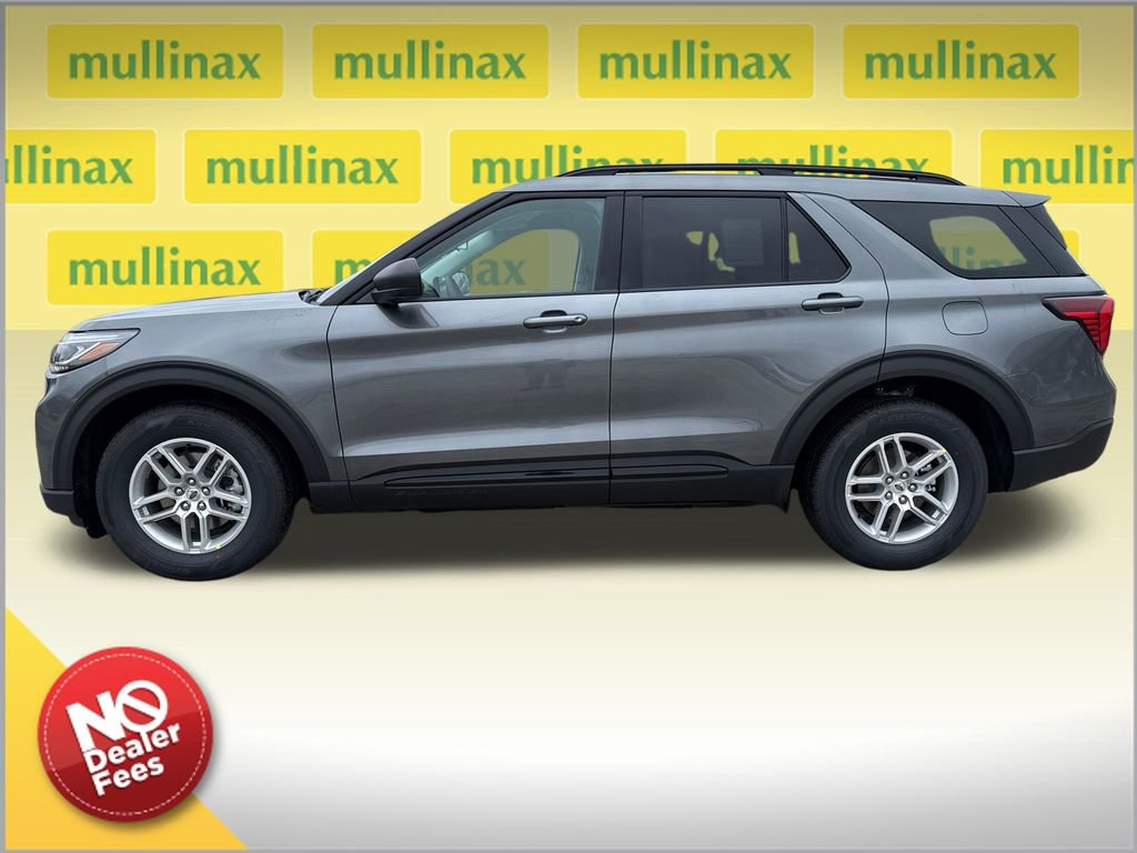New 2026 Ford Explorer Active image 2
