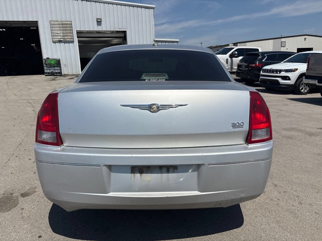 Used 2007 Chrysler 300 Touring L RWD image 14