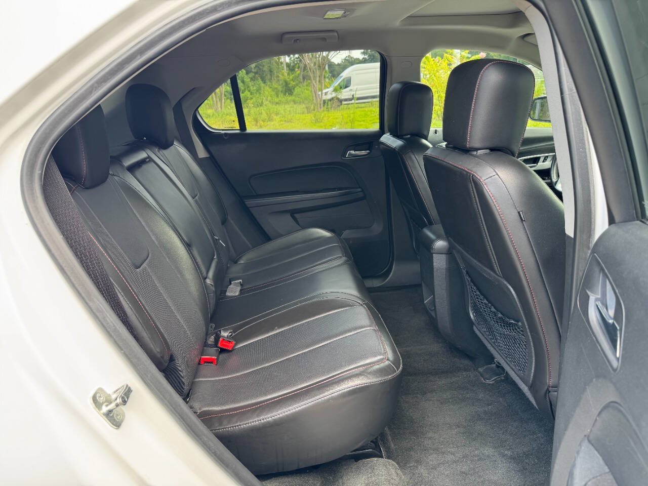 Used 2017 Chevrolet Equinox Premier w/ Enhanced Convenience Package AWD/4WD image 15
