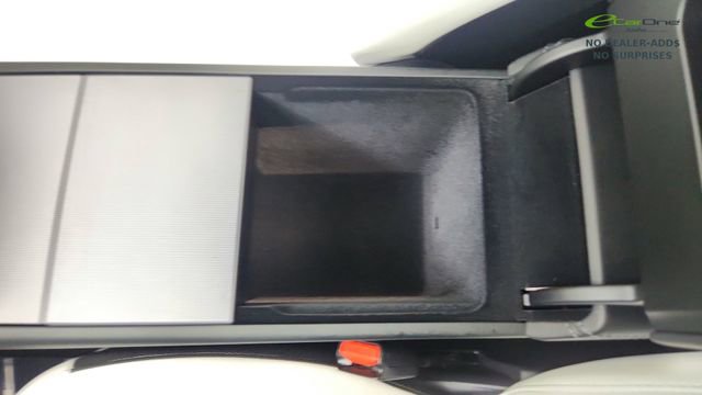 Used 2026 Tesla Model Y 2WD image 51