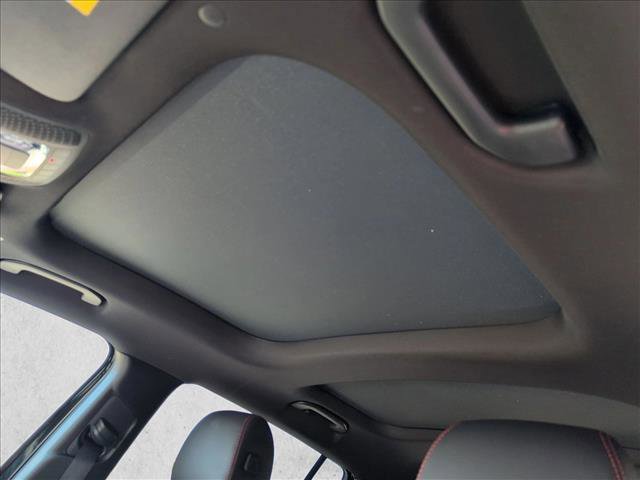 Certified 2022 Mercedes-Benz GLB 250 4MATIC image 15